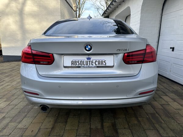 BMW 318i - Executive Steptronic - 2017 - 176.820Km - Afbeelding 17