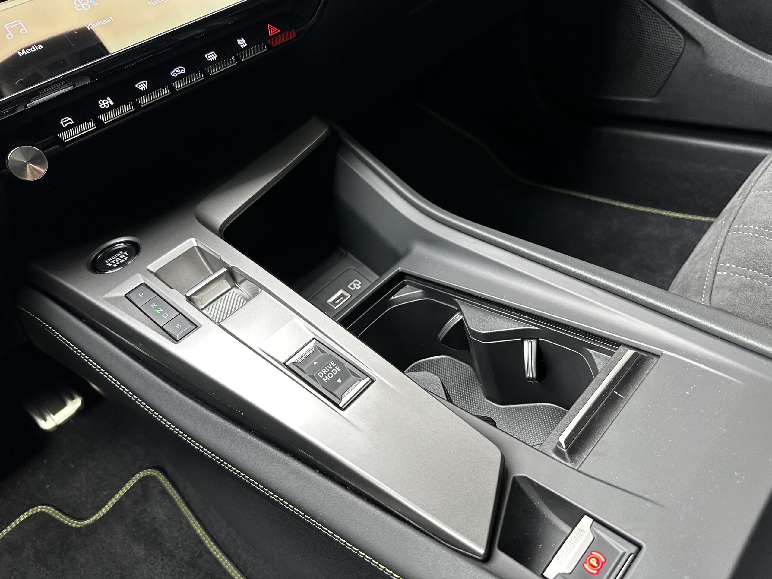 Peugeot 408 GT - 1.6 Plug-in-Hybrid 225pk - Afbeelding 15